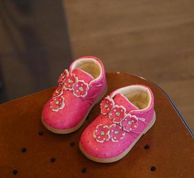 2017新品婴儿鞋子 韩版加绒小花朵春秋鞋，0-1岁女童零售优选